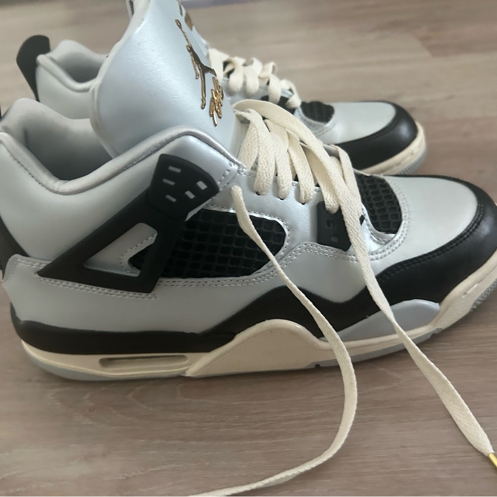 Nike Air Jordan 4 Retro "Pure Platinum" Sz 7Y